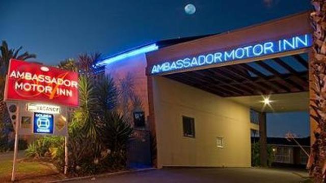 Ambassador Motor Inn Тауранга Екстериор снимка